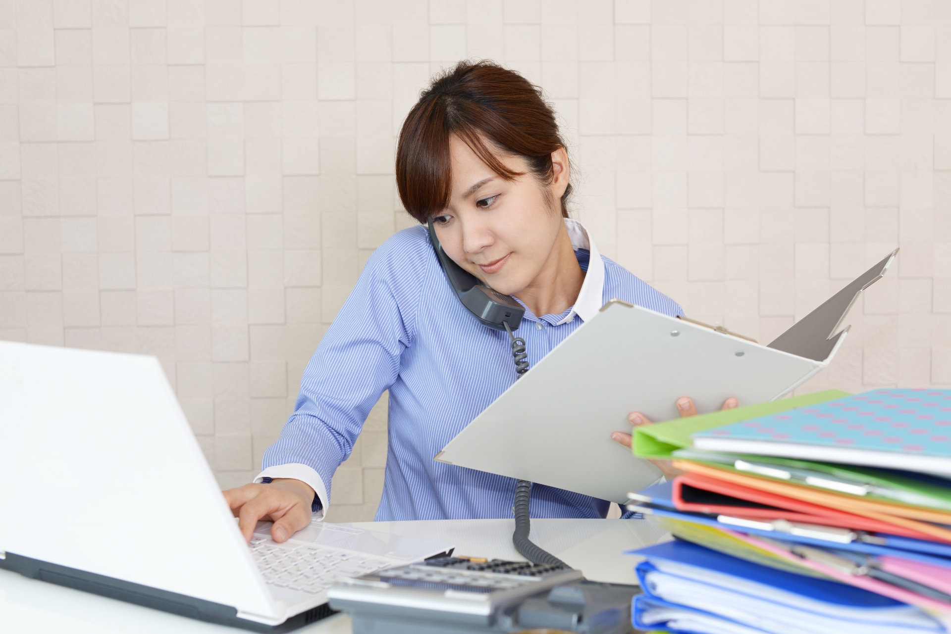 総務の業務効率化を図るには？多様な業務へ円滑に対応する方法をご紹介